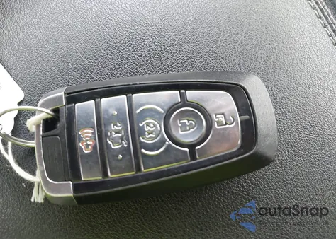 2017 Ford Edge Titanium z USA, uszkodzony, nr VIN 2FMPK3K91HBB62151